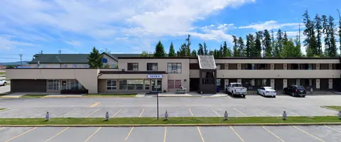 Canadas Best Value Inn Whitecourt